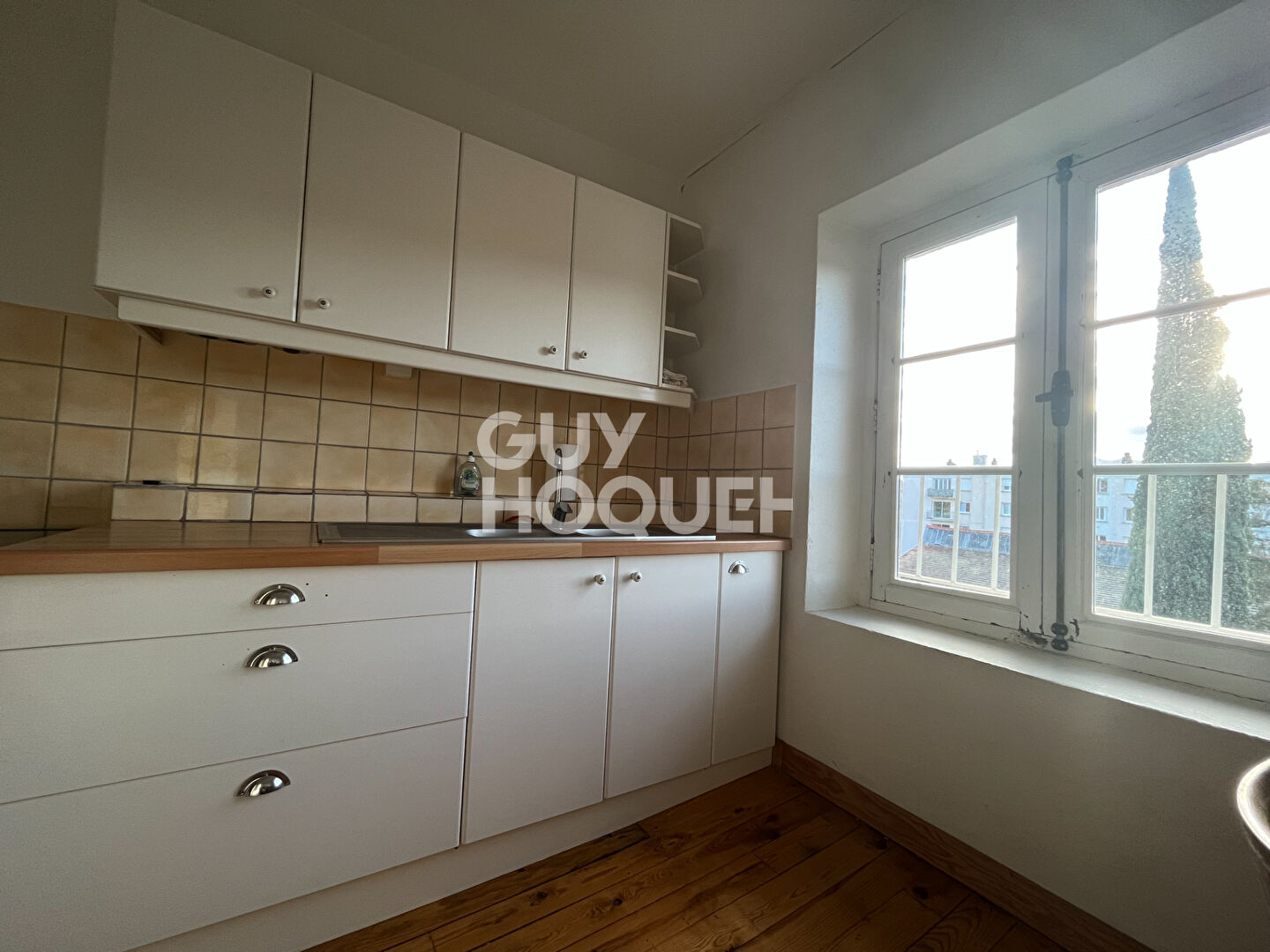 A LOUER  - Appartement T2 meublé de 48m² situé à CREST.