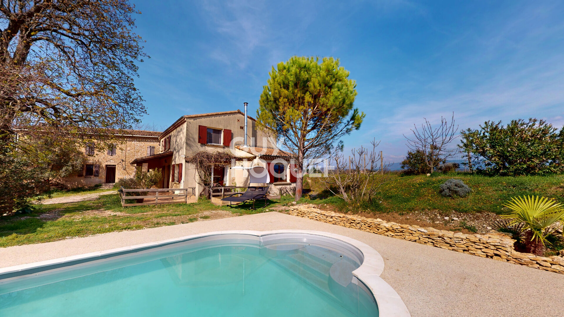 À VENDRE, PROPRIÉTÉ DE CHARME AU CALME !!  495 000 