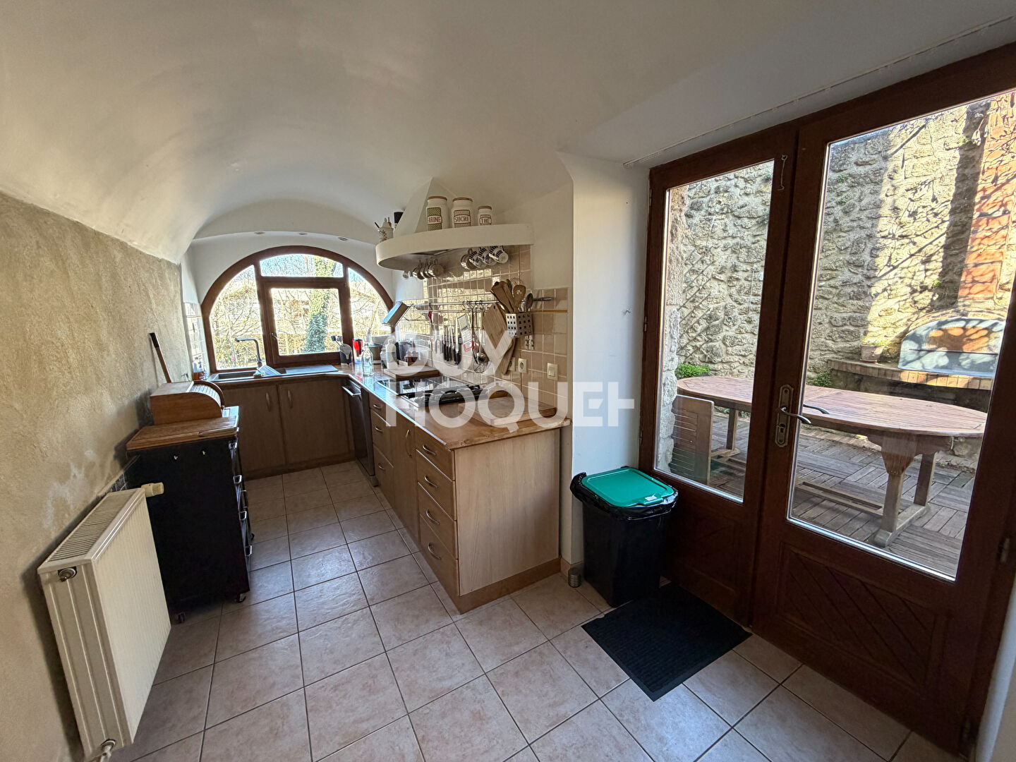 Propriété en pierres à GRANE (26) - 257 m²