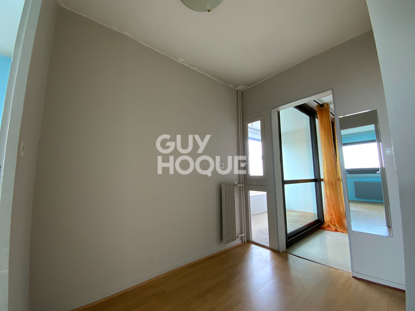 À LOUER - Appartement 3 pièces avec terrasse et balcon à VALENCE