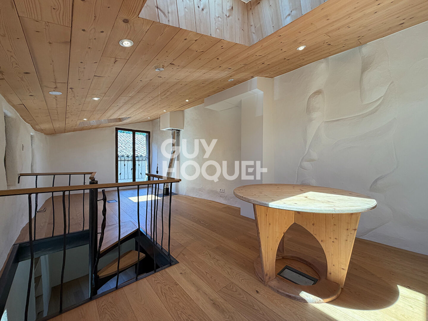 À LOUER - Maison 2 pièces sur 3 niveaux à SAILLANS
