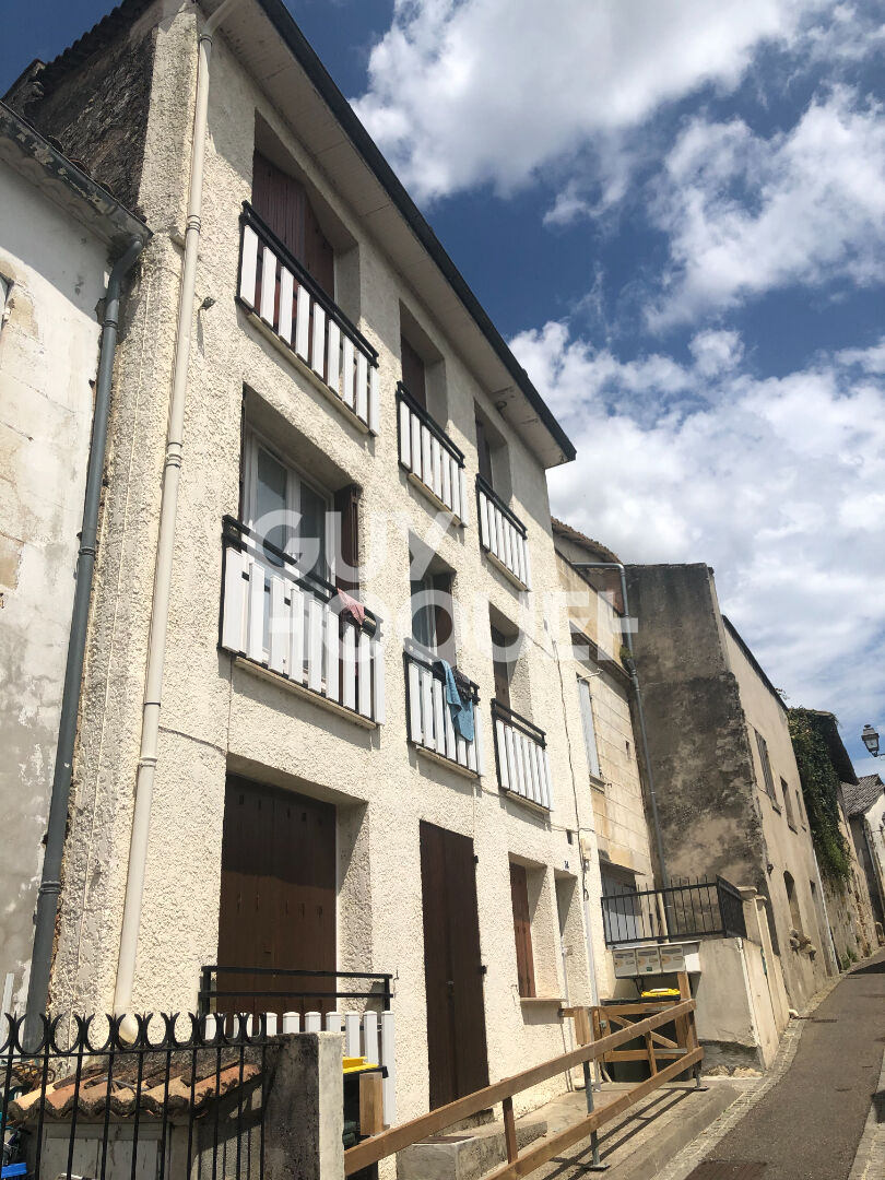 Appartement 33,76 m² - COURBU