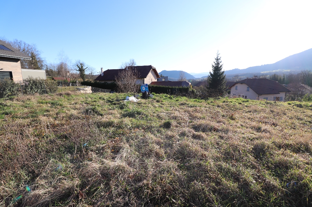 Terrain constructible 620 m2.