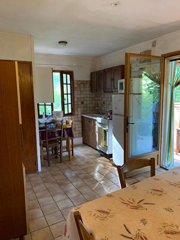 Maison Pignans 35 m2 sur 6390m2 de terrain