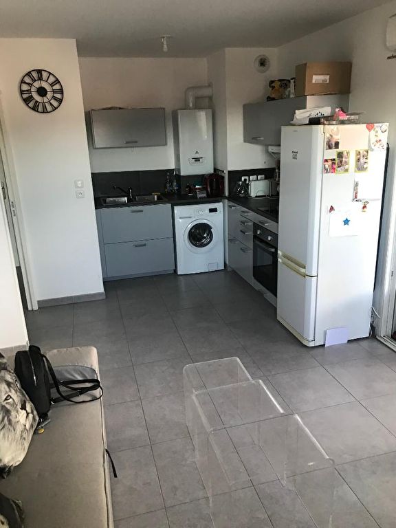 Appartement 2 pièce(s) 38m2 + TERRASSE - Guy-hoquet.fr