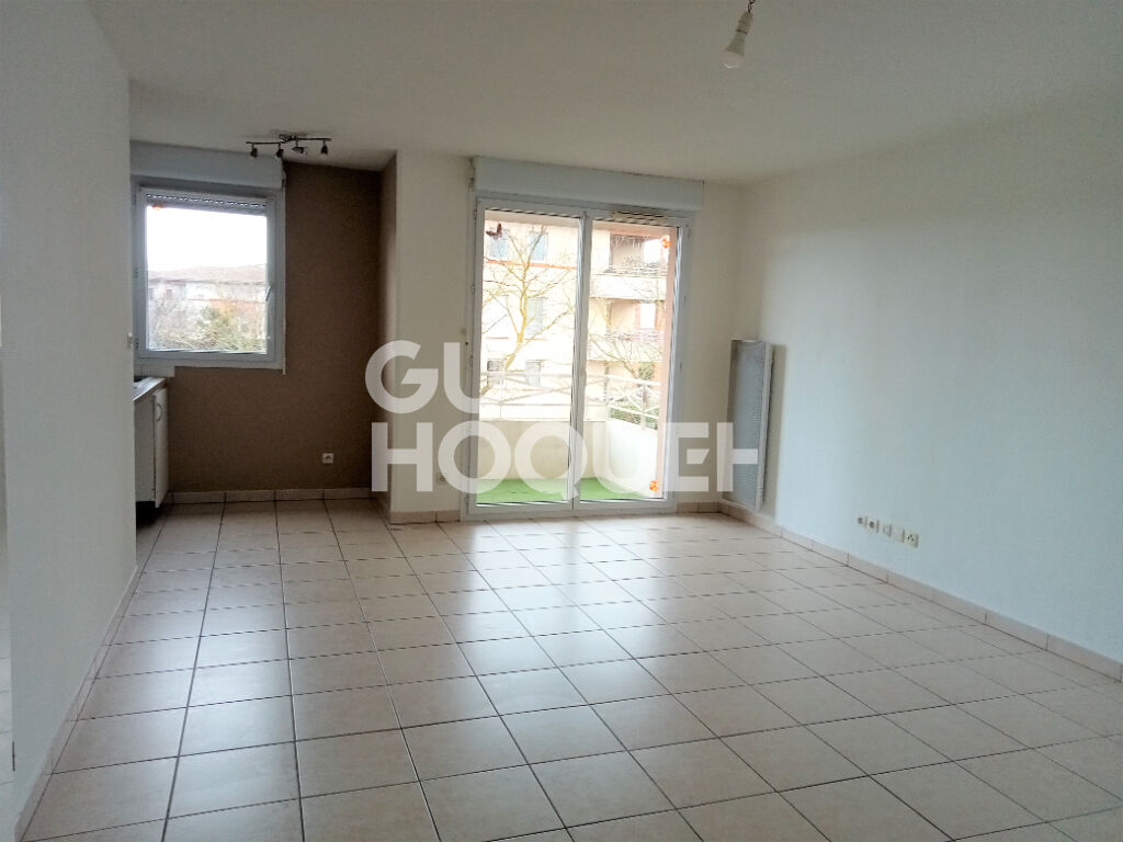 A LOUER Appartement T2 CENTRE Cugnaux dans résidence avec piscine