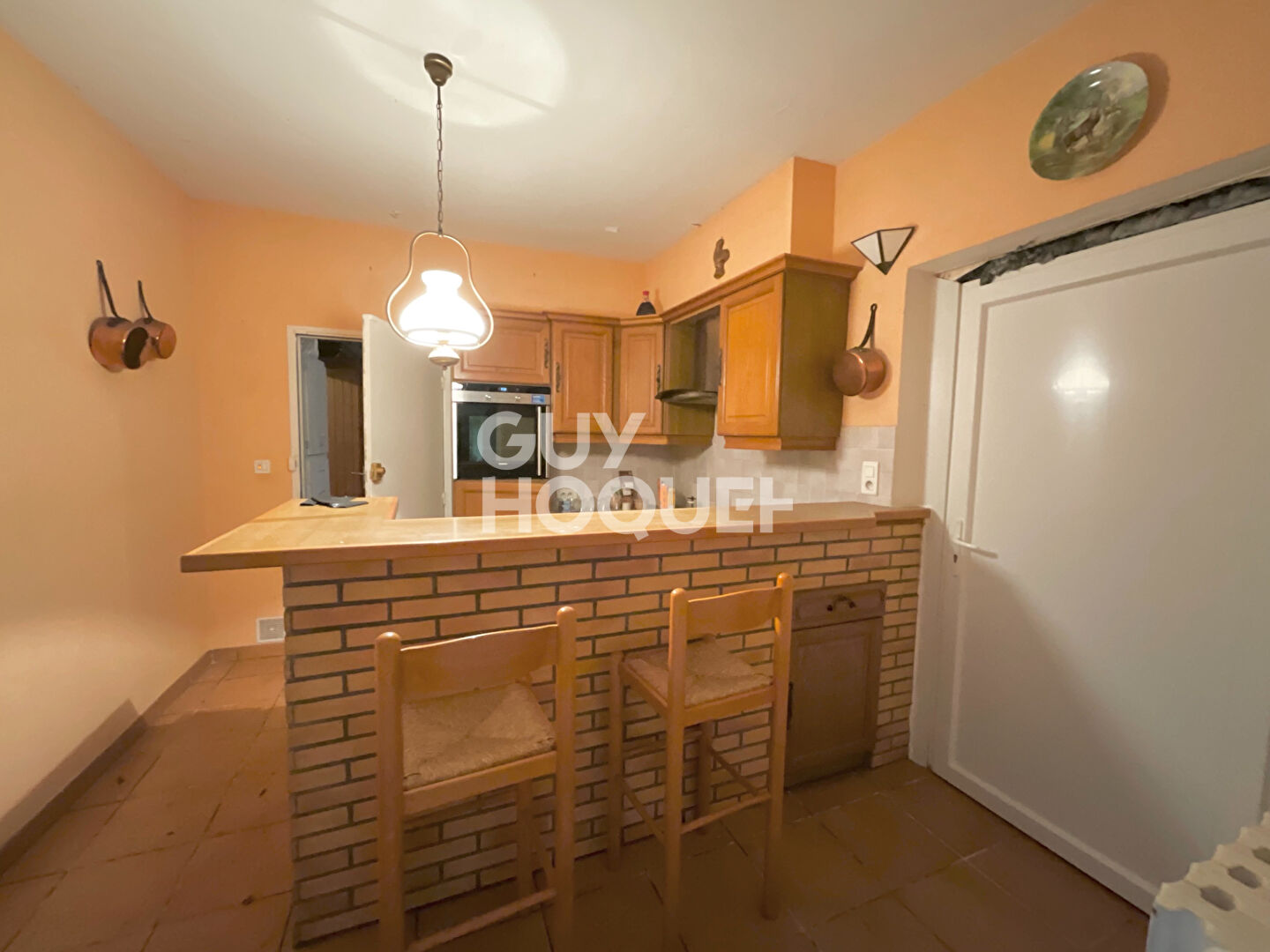 EXCLUSIVITE : Maison 148 m2 dont appartement de 40 m2 sur une parcelle d'environ 600 m2