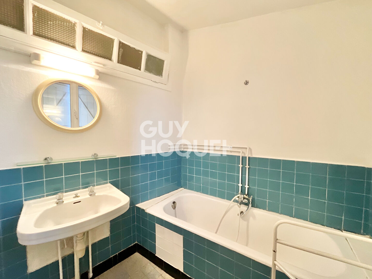 EXCLUSIVITE : Maison 148 m2 dont appartement de 40 m2 sur une parcelle d'environ 600 m2