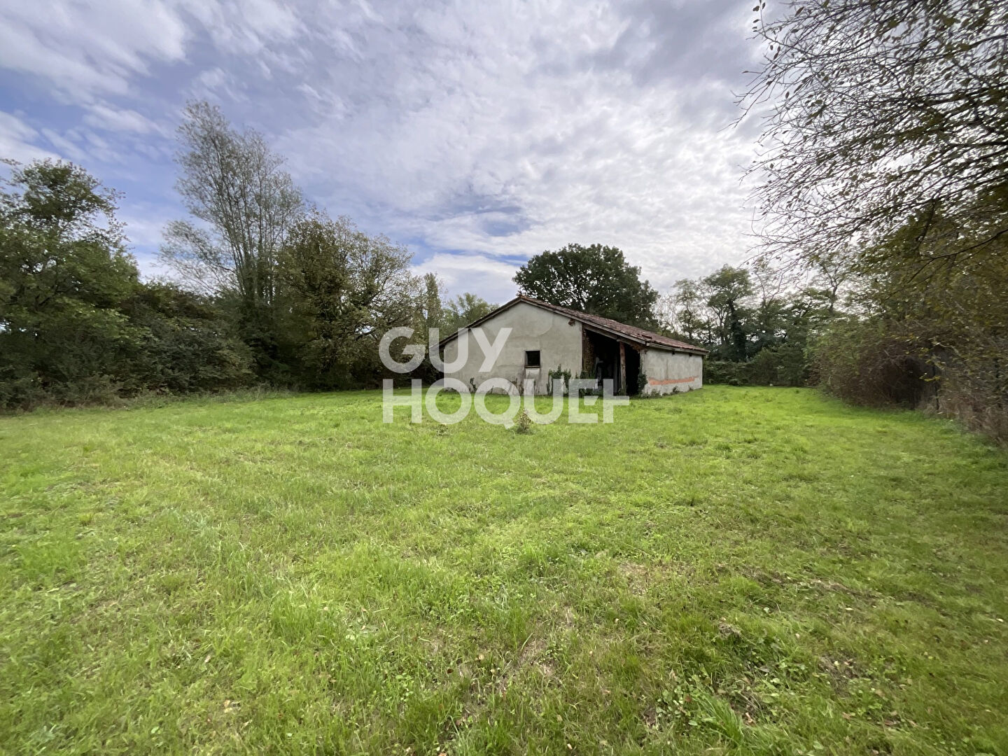 Cugnaux Maison de 114 m2 sur une parcelle d'environ 4 400 m2