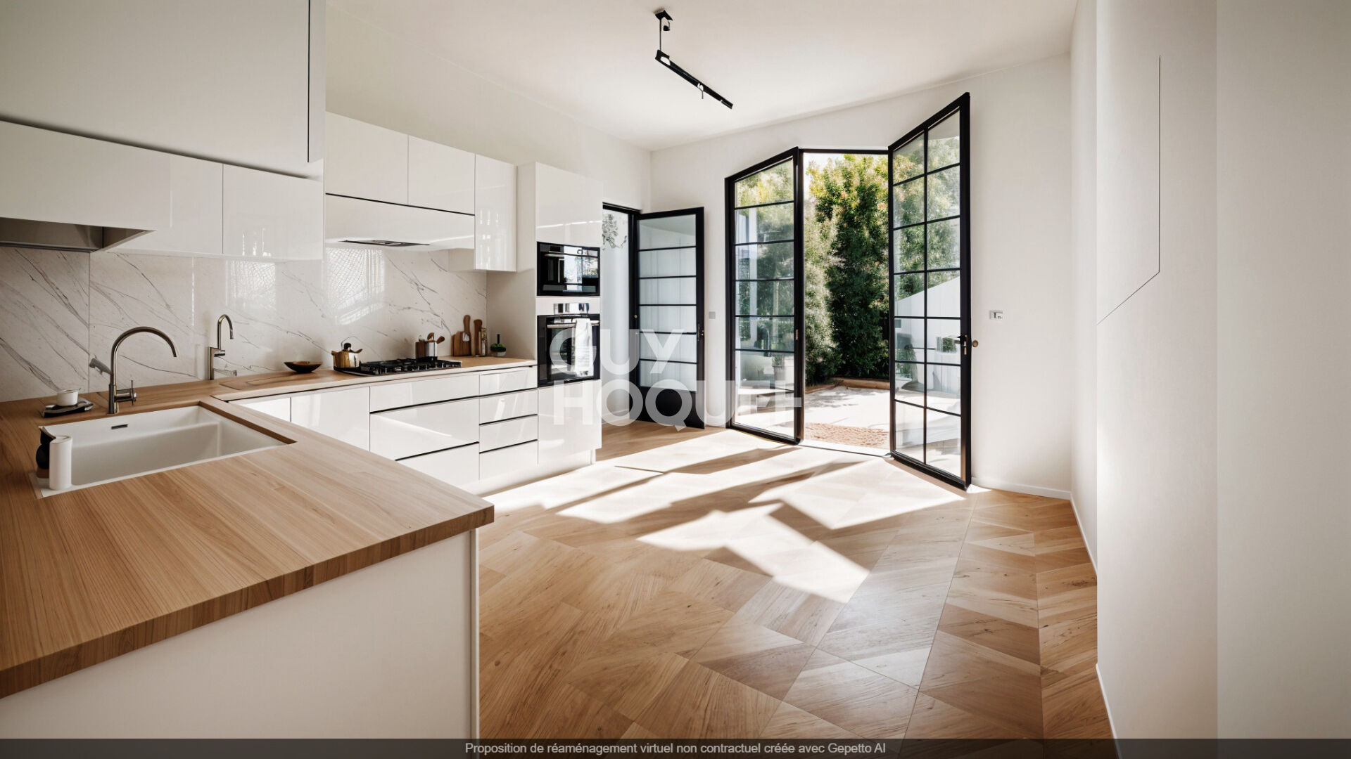 Maison familiale  d'environ 220 m2 située sur Roques avec une parcelle arborée de 1 356 m2