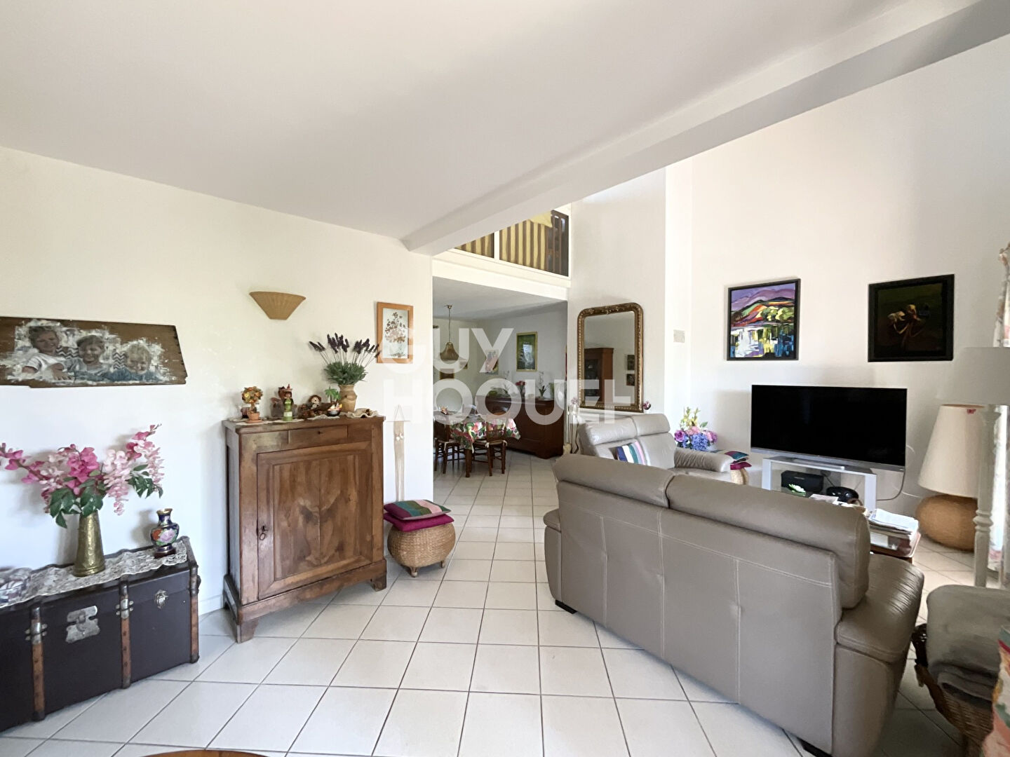 Maison familiale de 154 m2 sur une parcelle d'environ 580 m2