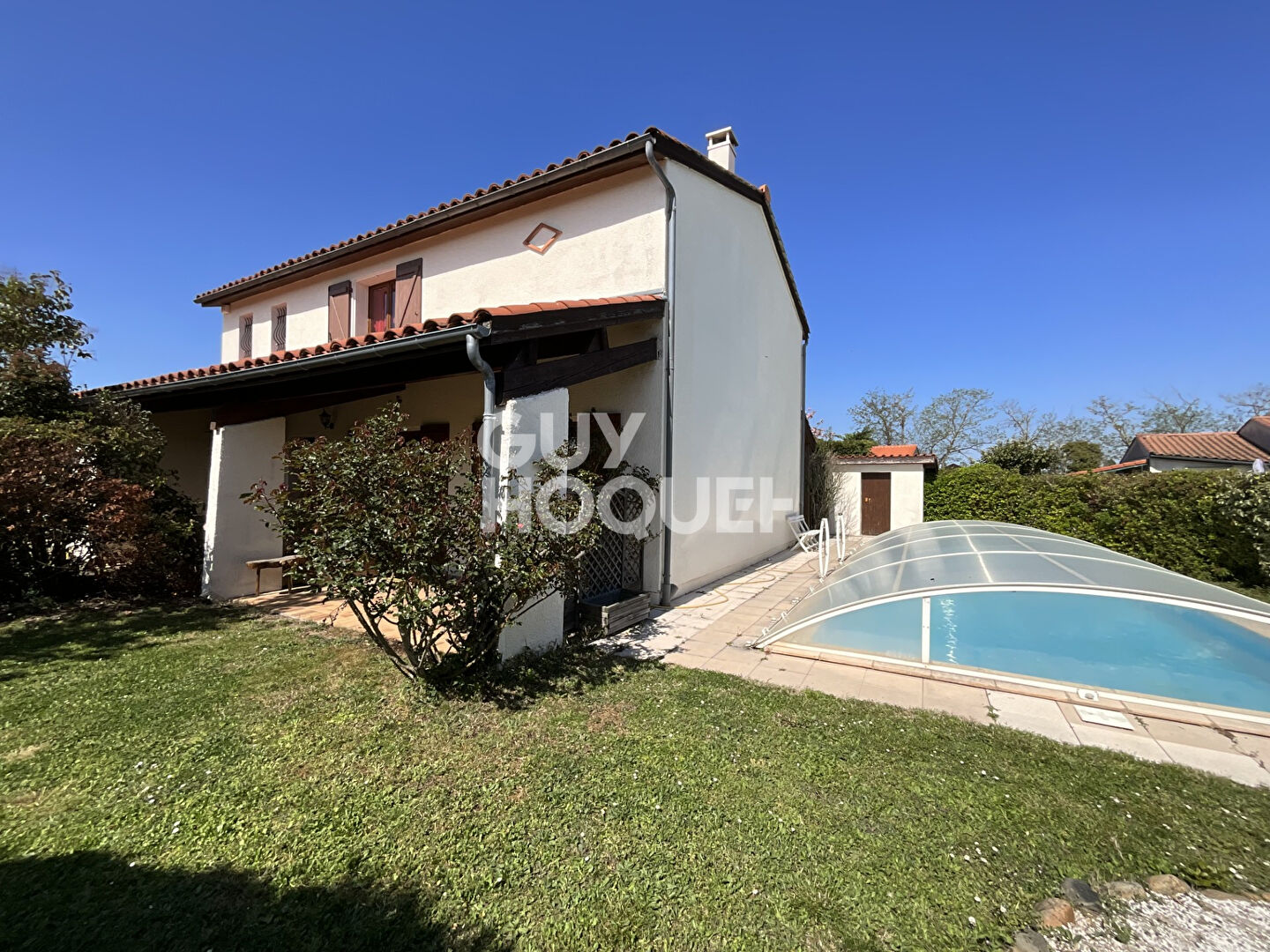 Maison familiale de 154 m2 sur une parcelle d'environ 580 m2