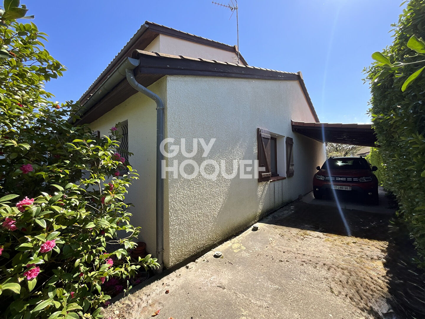 Maison familiale de 154 m2 sur une parcelle d'environ 580 m2