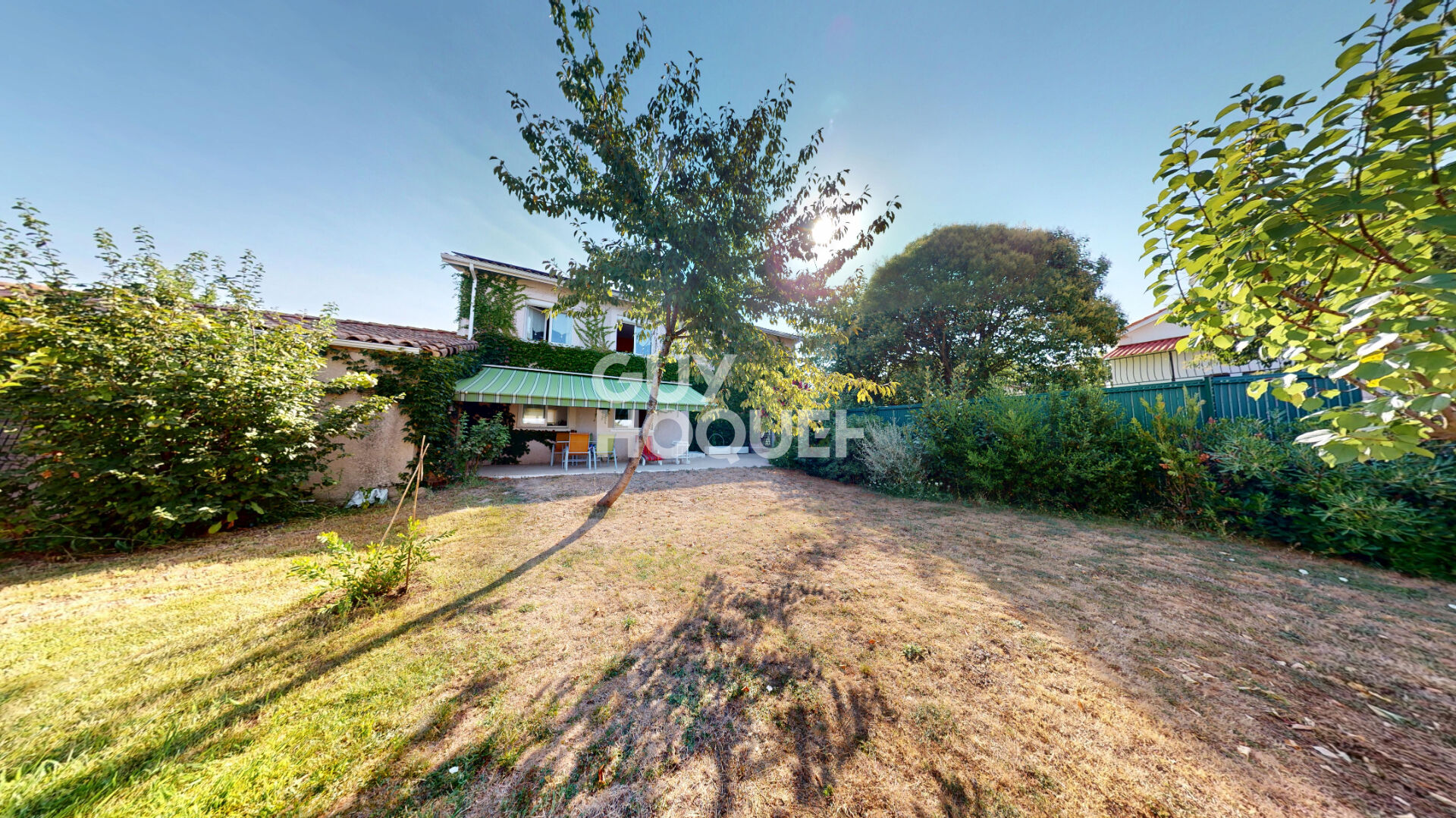 Maison de 147 m2 sur une parcelle d'environ 1082 m2