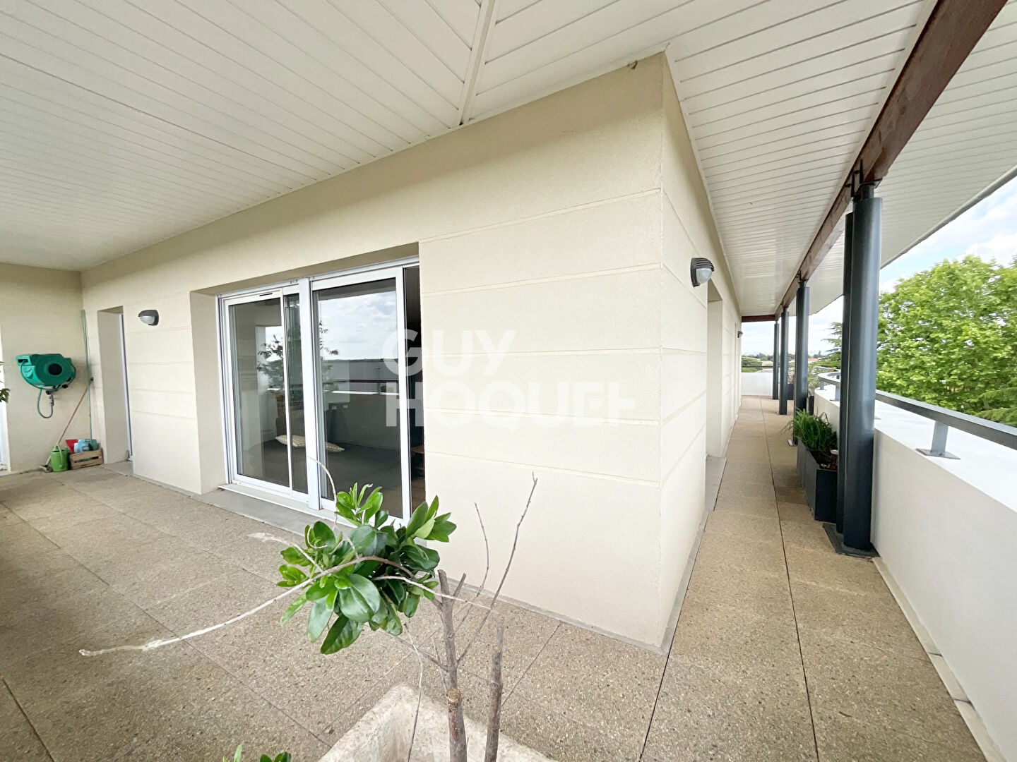 Appartement  T 4  de 145 m2 avec terrasses