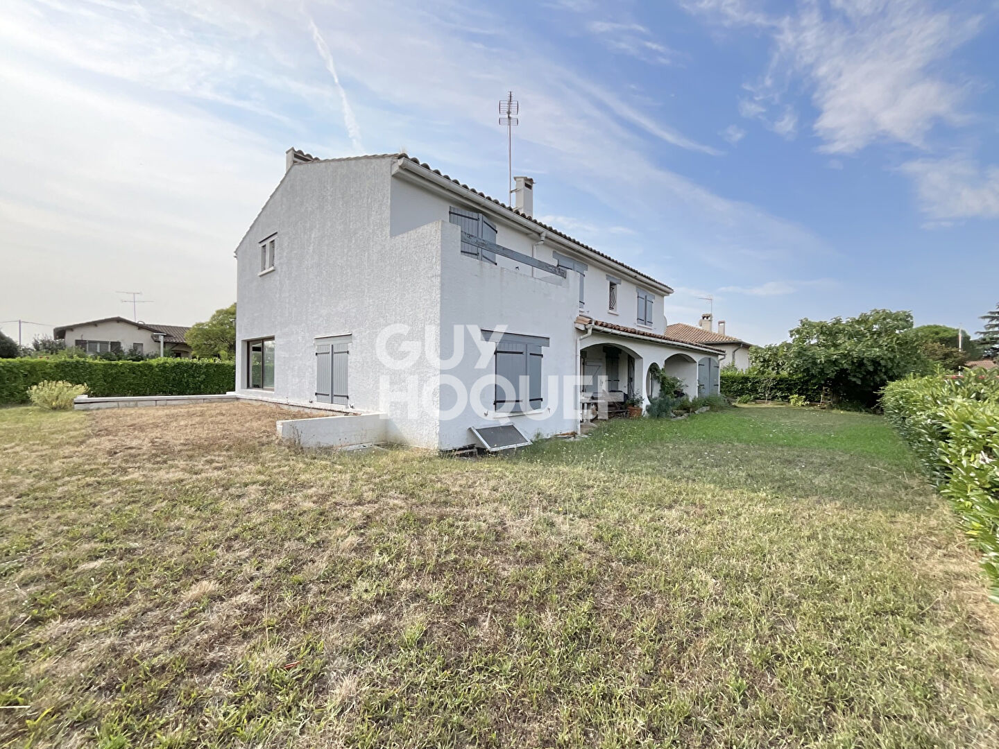 Maison centre ville Villeneuve-Tolosane de 171 m2 sur une parcelle d'environ 742 m2