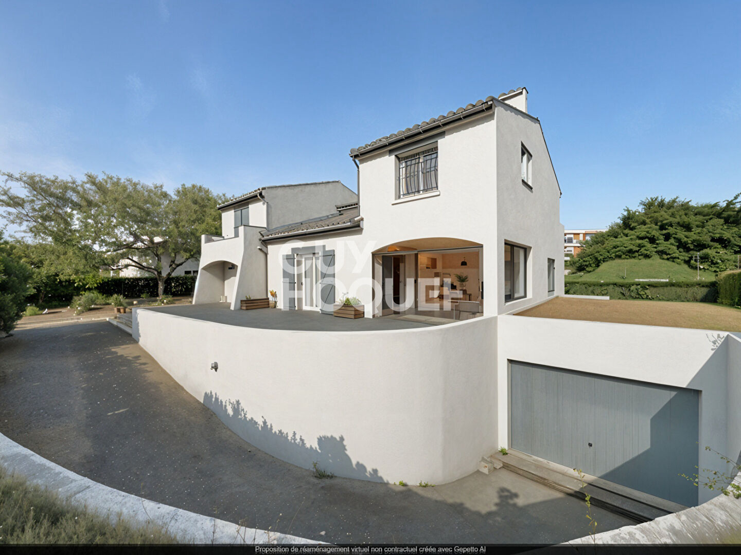 Maison centre ville Villeneuve-Tolosane de 171 m2 sur une parcelle d'environ 742 m2