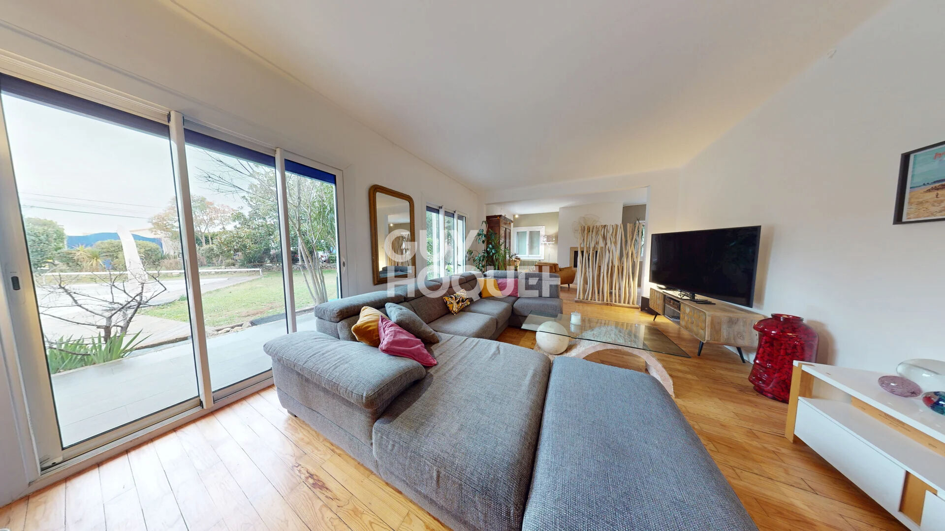 Maison  de style Méditerranéen de 215m² avec sa dépendance