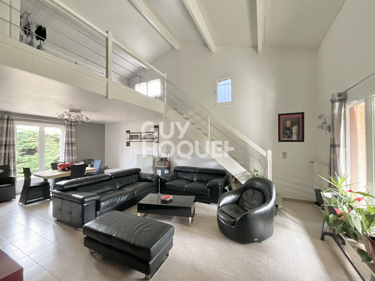 Villeneuve-Tolosane maison familiale  T6 de 138 m2 sur une parcelle d'environ 579 m2