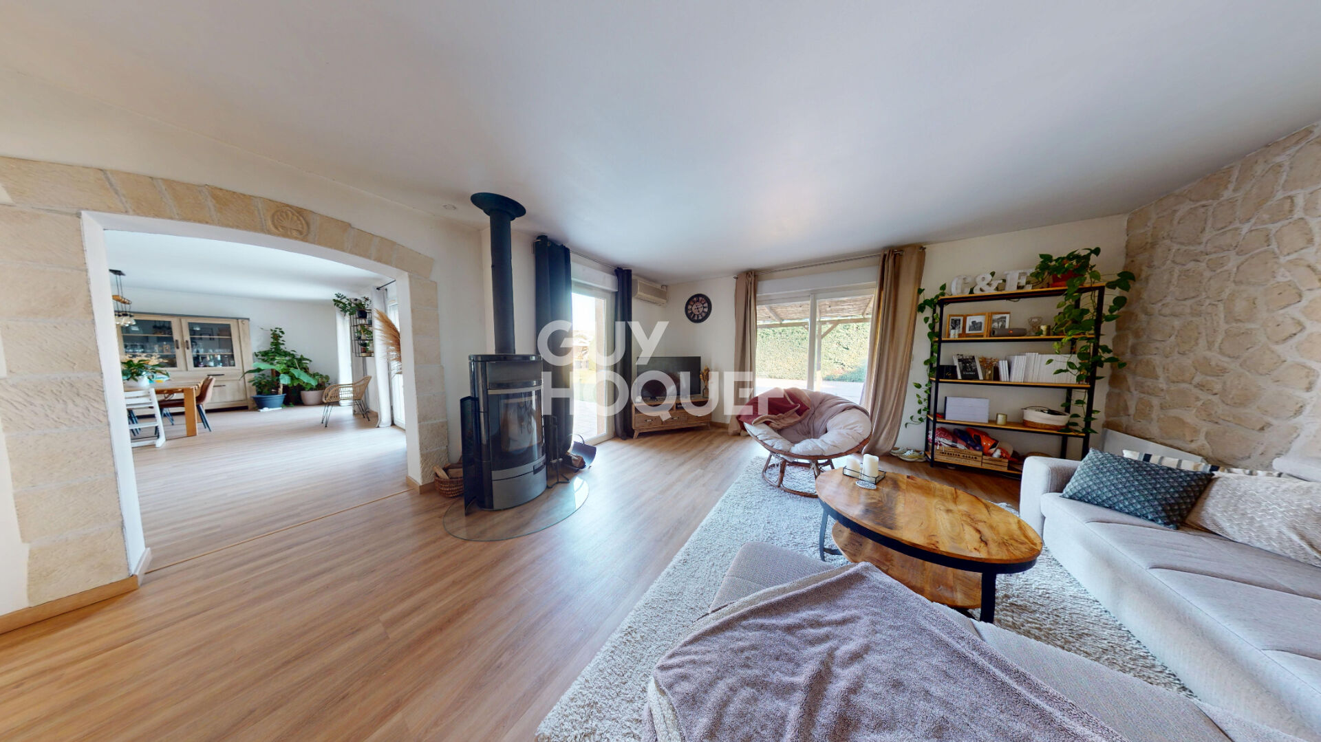 Cugnaux Maison  de plain-pied T6 avec pisicine sur une parcelle d'environ 1 200 m2