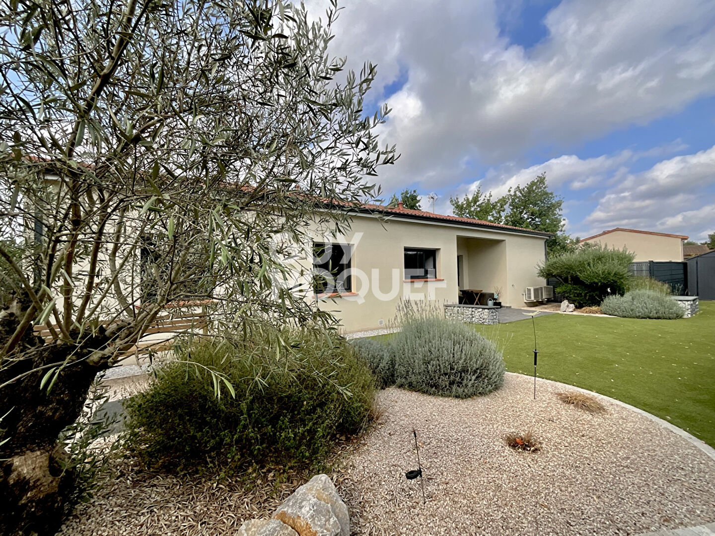 Maison de plain-pied T4 de 88 m2 sur une parcelle de 550 m2
