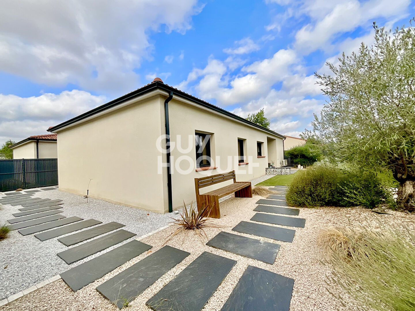Maison de plain-pied T4 de 88 m2 sur une parcelle de 550 m2