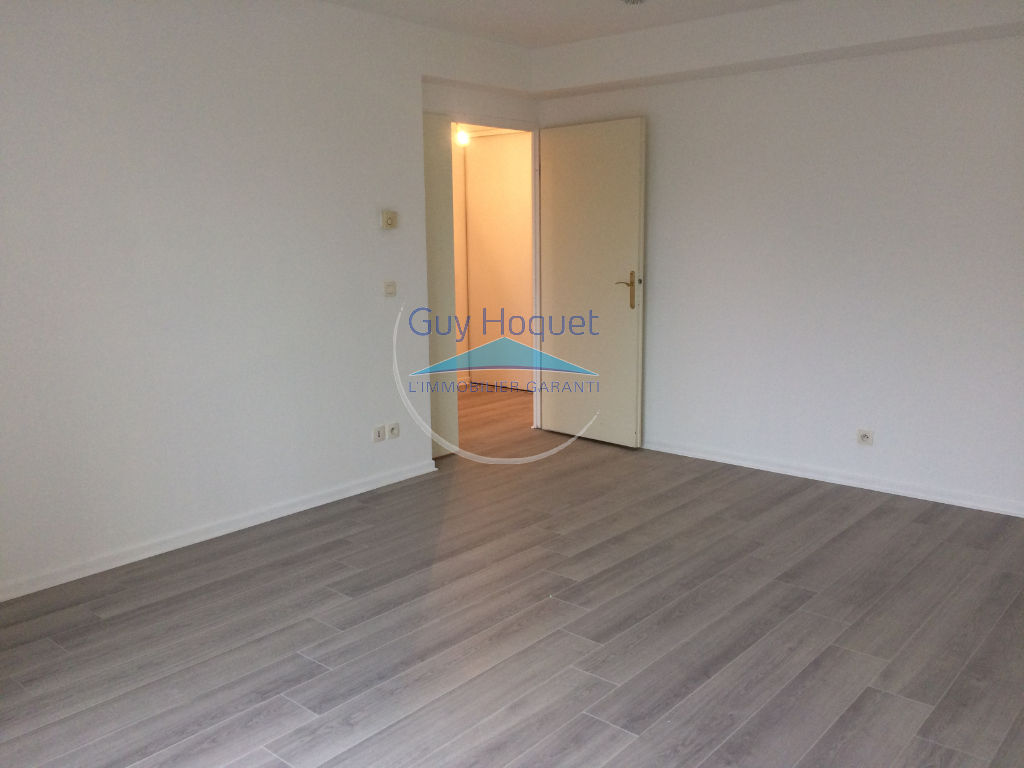 Appartement 3 pièces d'une surface habitable de 59,09 m² à louer à LONGPERRIER (77230).