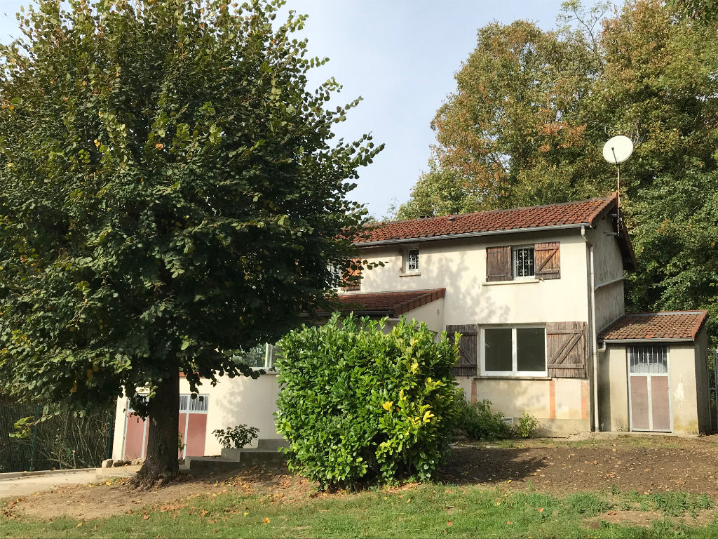 Maison de 4 pièces à louer à NANTOUILLET (77230).
