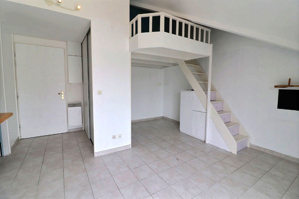 Appartement de 1 pièce à louer à THIEUX (77230).