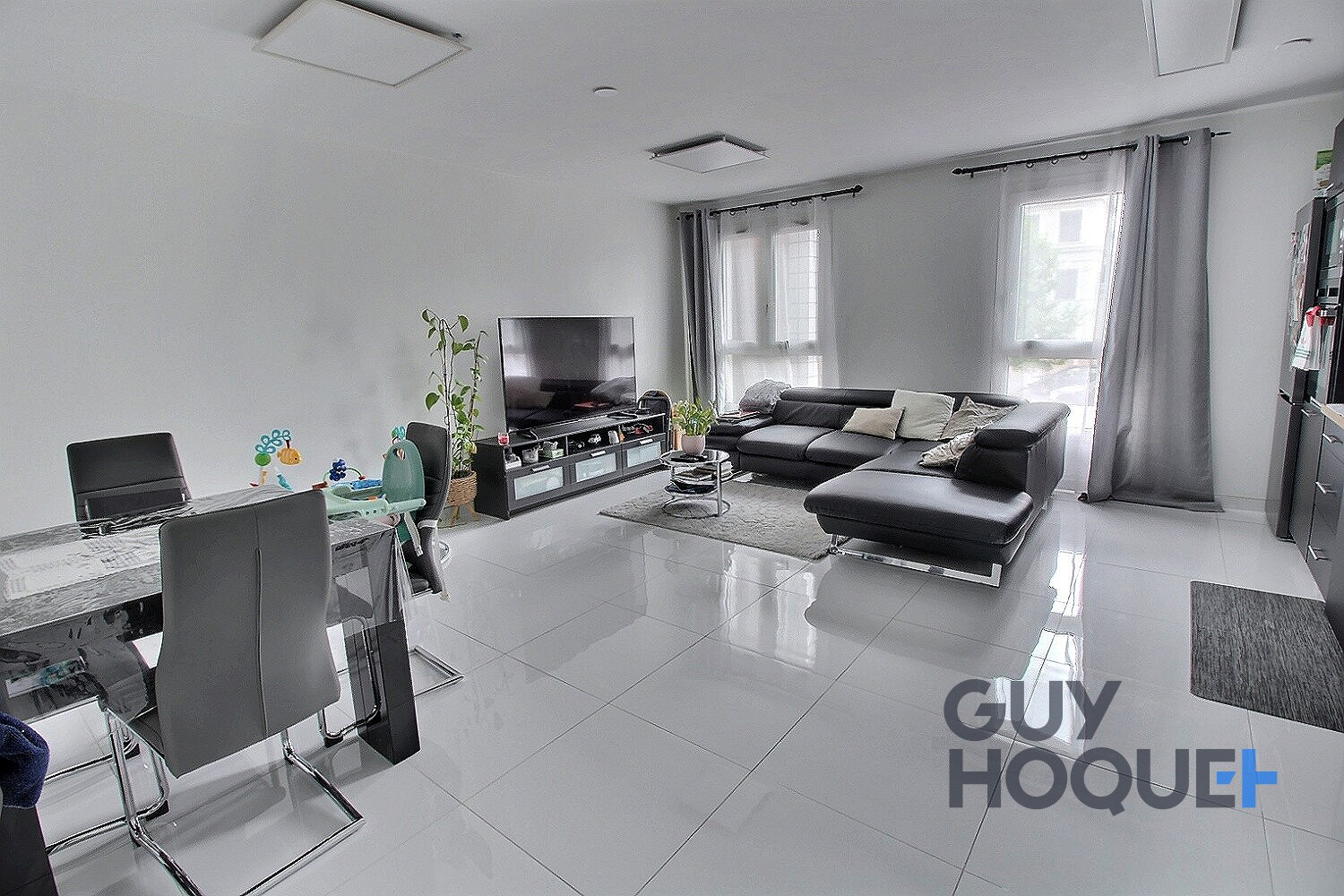 Appartement 2 pièce(s) 54.93 m2 Louvres (95380)