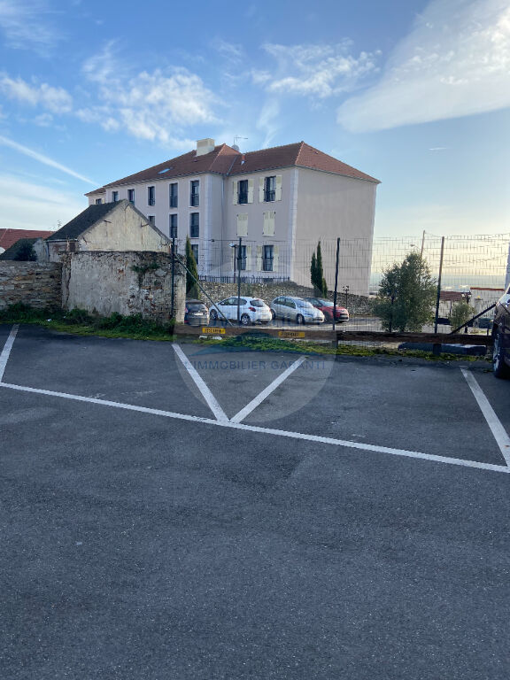Parking -  Dammartin En Goele - Centre ville