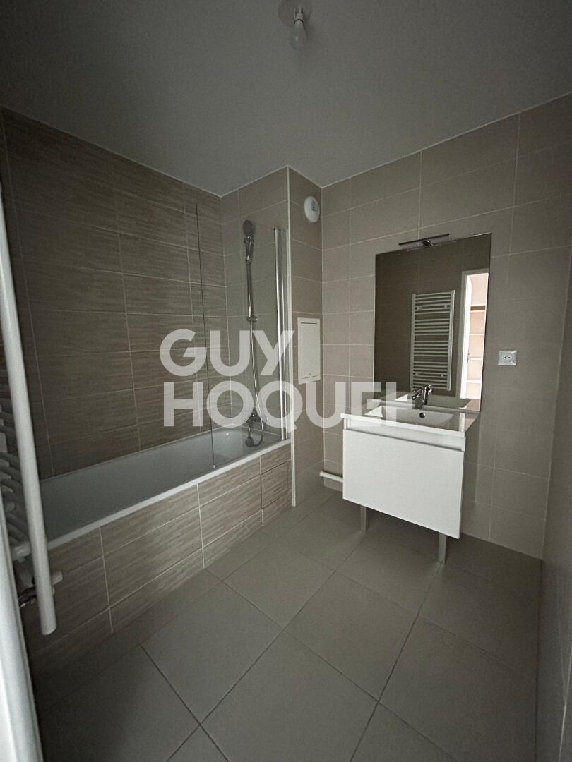 Appartement OTHIS 3 pièce(s) 58.8 m2