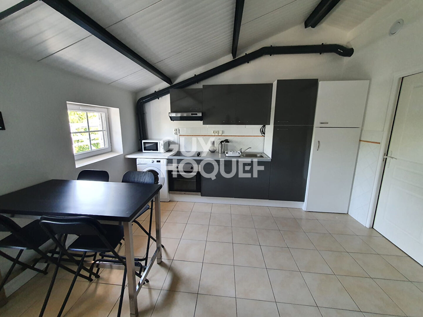Studio 1 pièce(s) 25 m²
