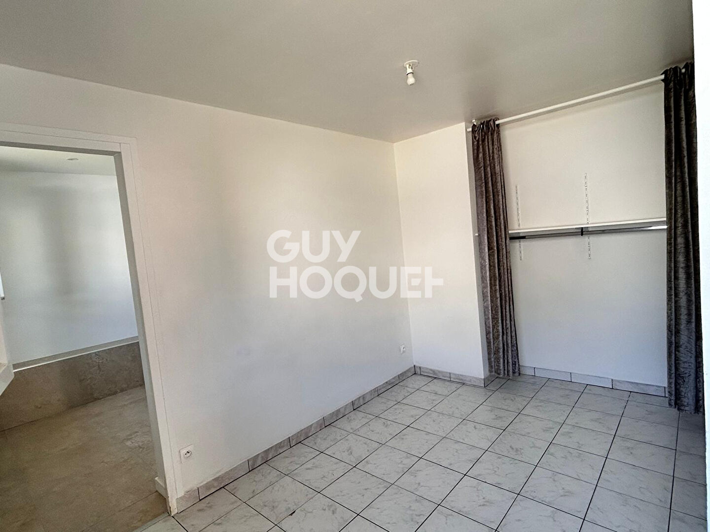 Appartement Cuisy 2 pièce(s) 32.62 m2