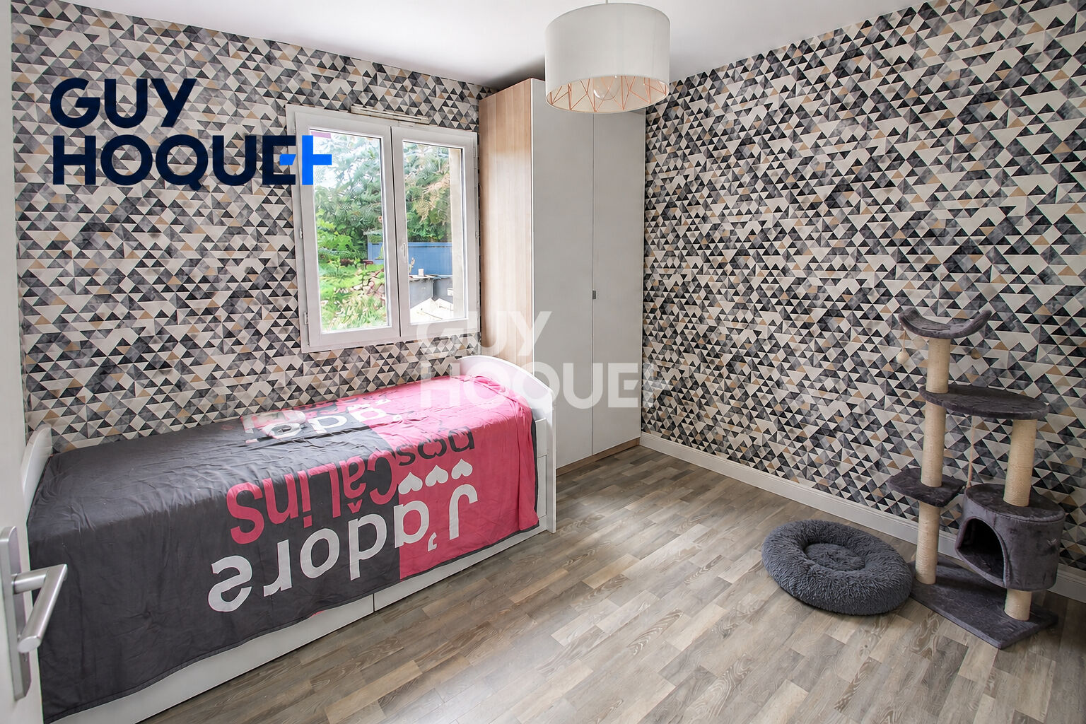 Maison OISSERY 7 Pièces 149.44 m²