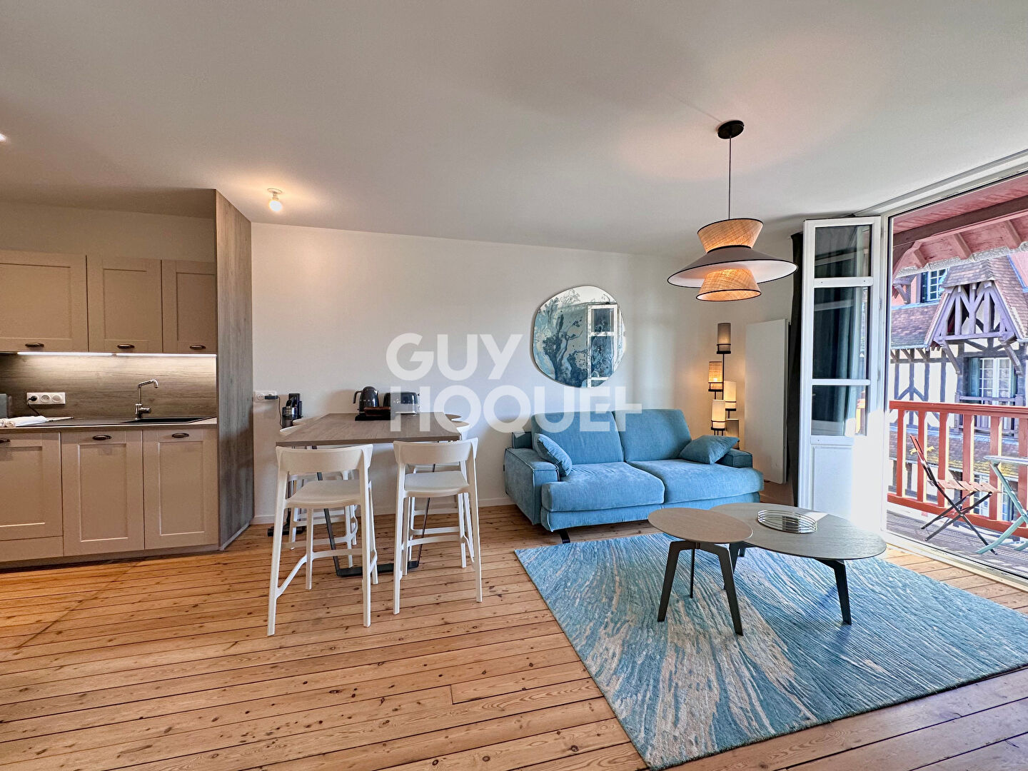 DEAUVILLE PLACE MORNY - SUBLIME 3 PIECES AVEC BALCON !