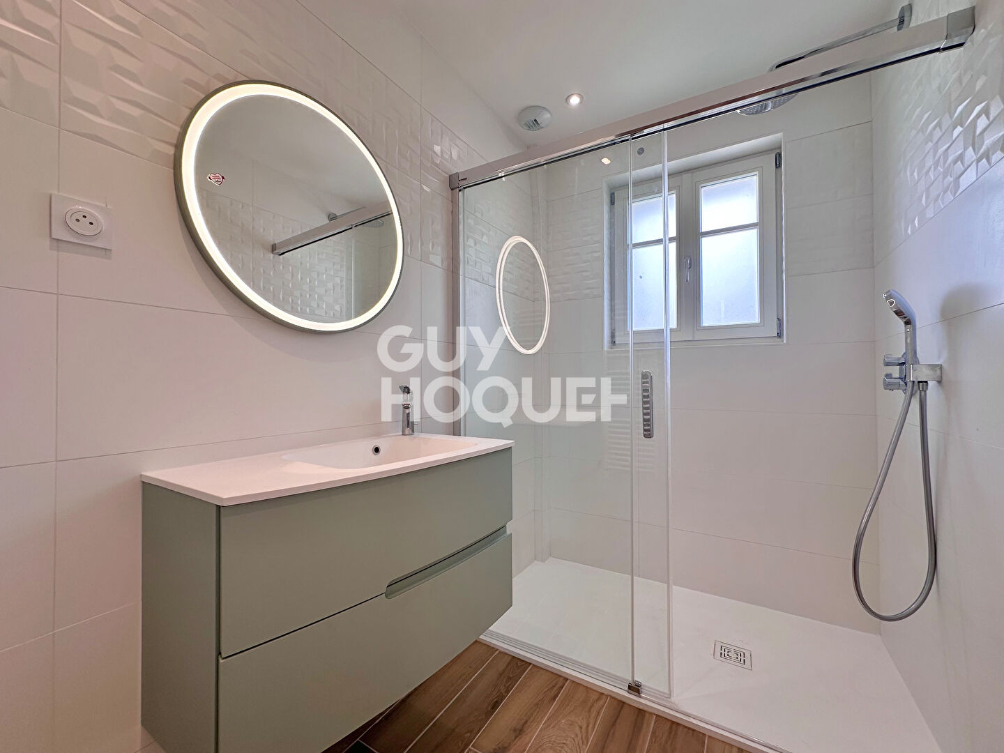 VILLA DEAUVILLAISE A VENDRE ! EMPLACEMENT RARE !