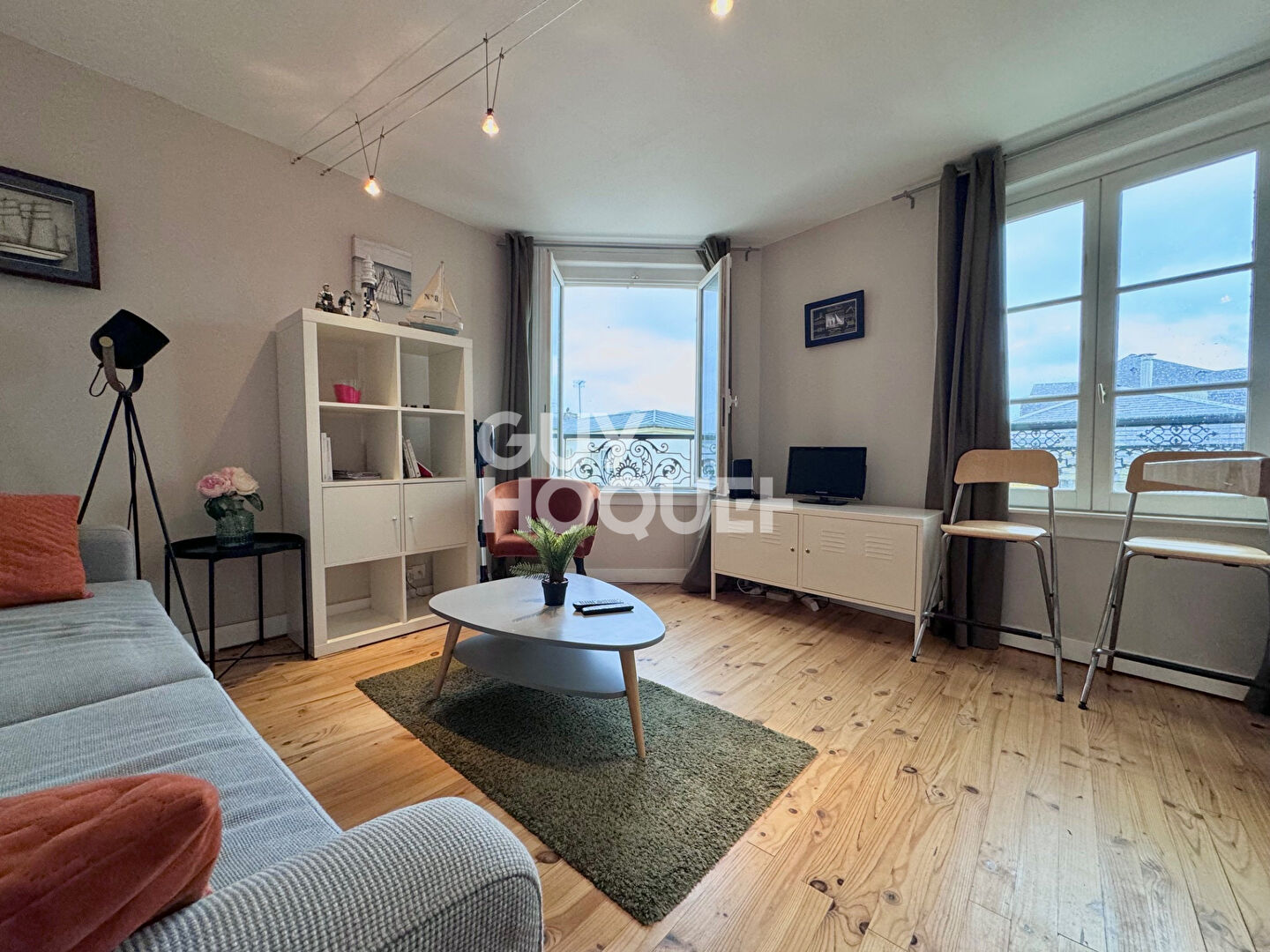 BEL APPARTEMENT AU BORD DE MER - TRIANGLE D'OR DE TROUVILLE SUR MER