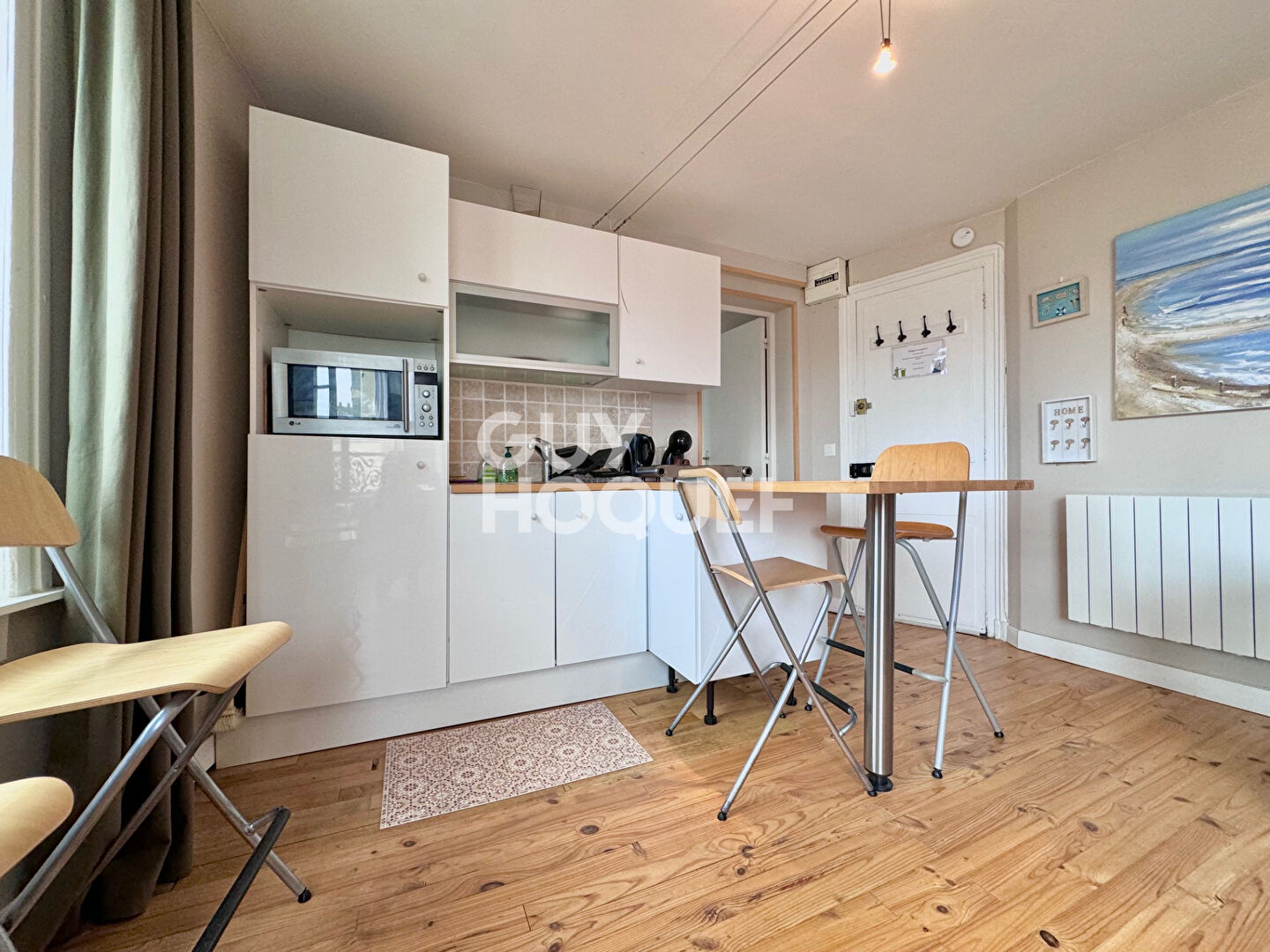 BEL APPARTEMENT AU BORD DE MER - TRIANGLE D'OR DE TROUVILLE SUR MER