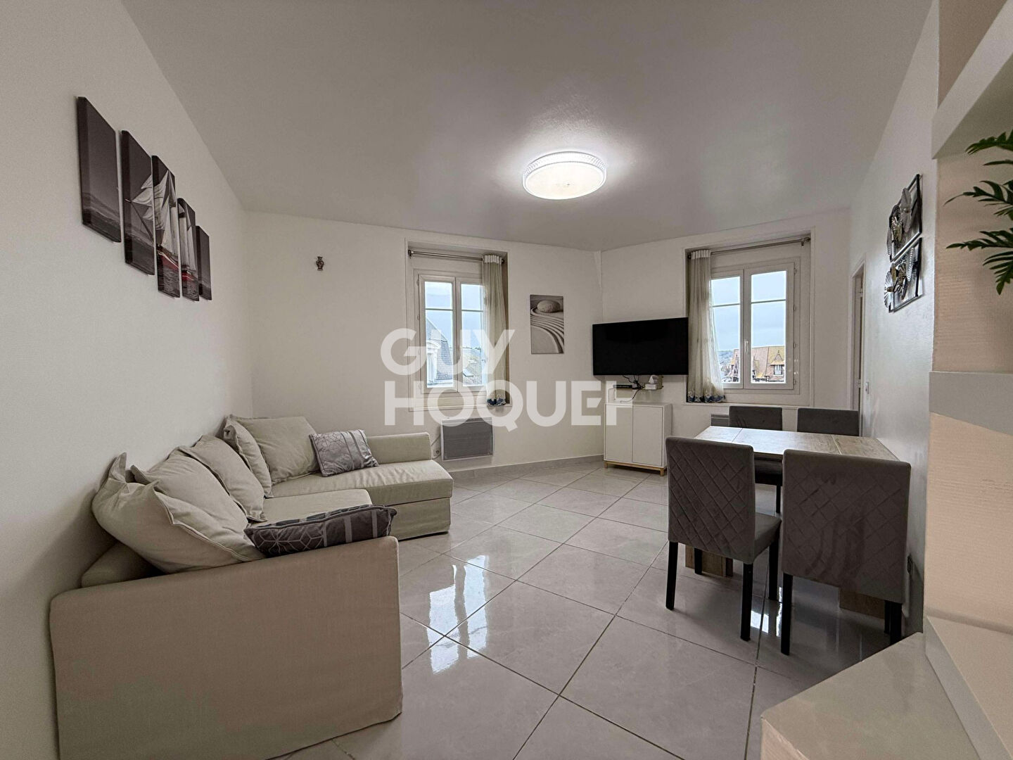 APPARTEMENT 3 PIECES - PLACE MORNY DEAUVILLE