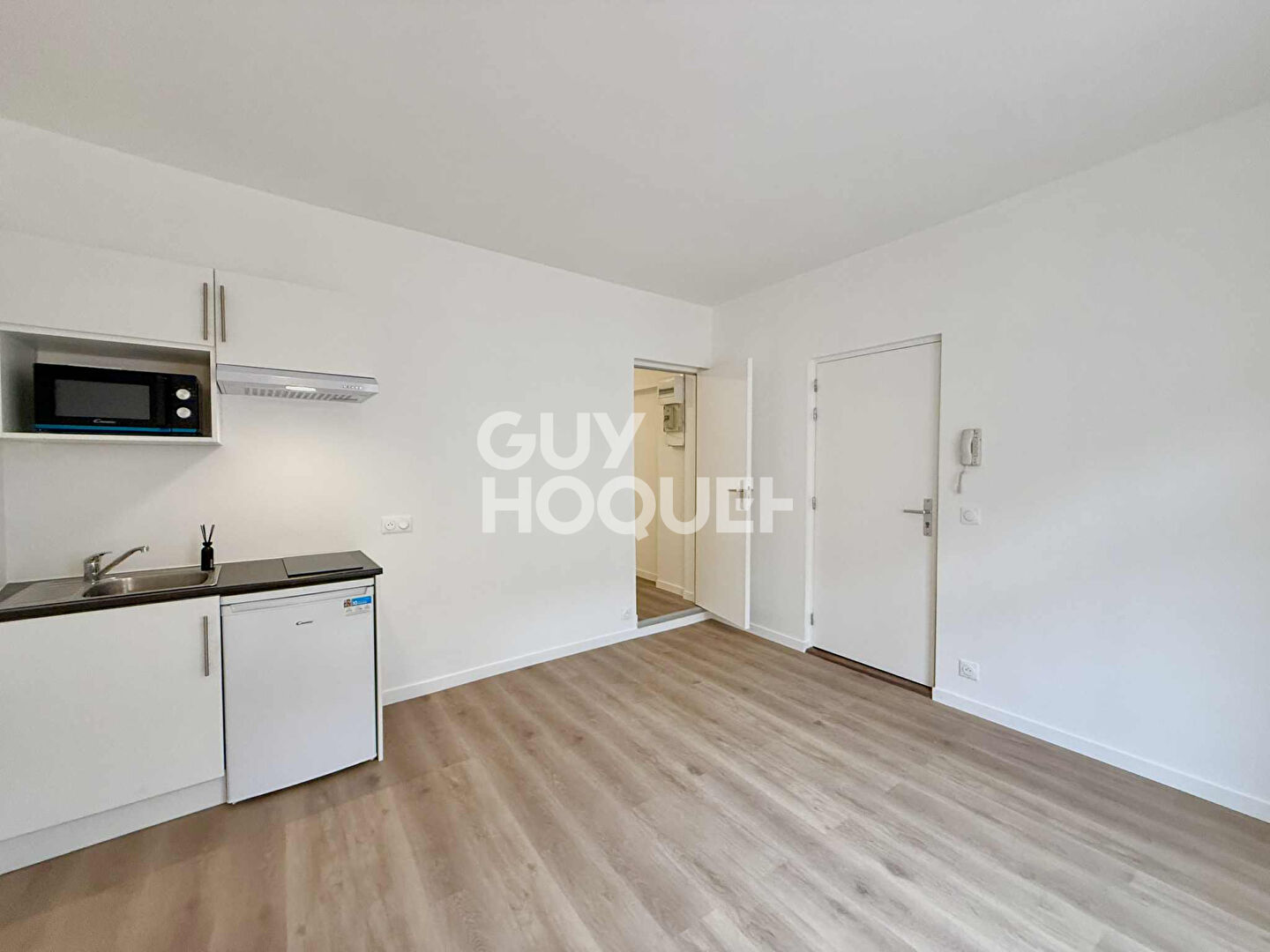 APPARTEMENT 2 PIECES HYPER CENTRE DEAUVILLE - CAVE