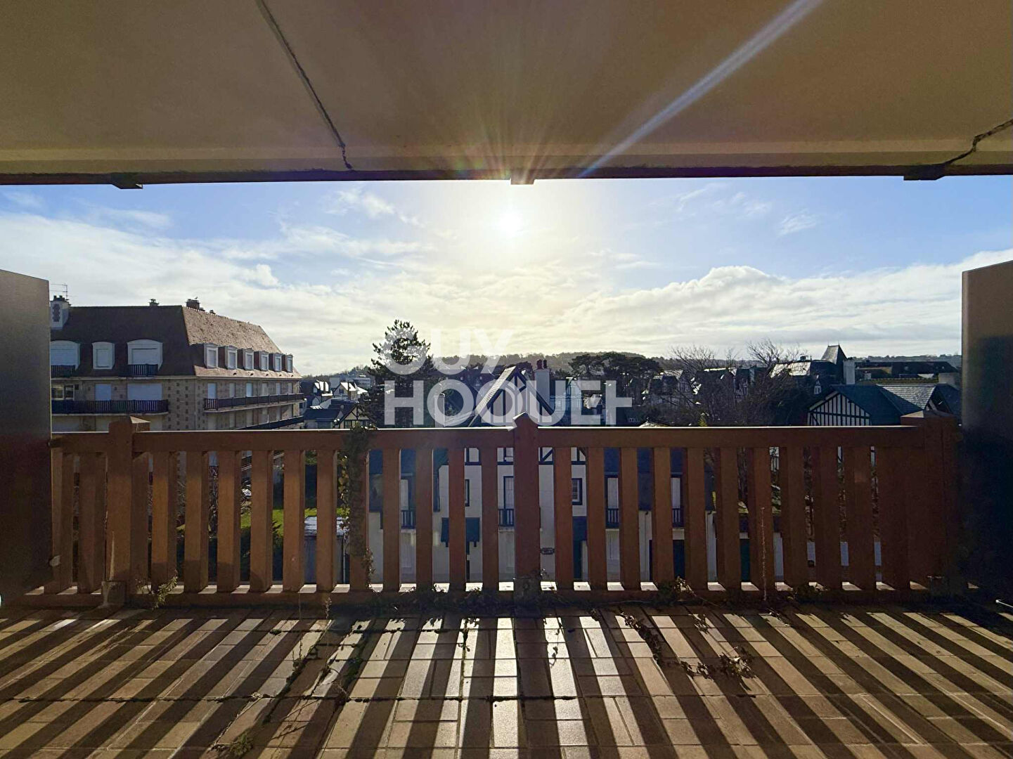 STUDIO avec TERRASSE - DEAUVILLE PLAGE