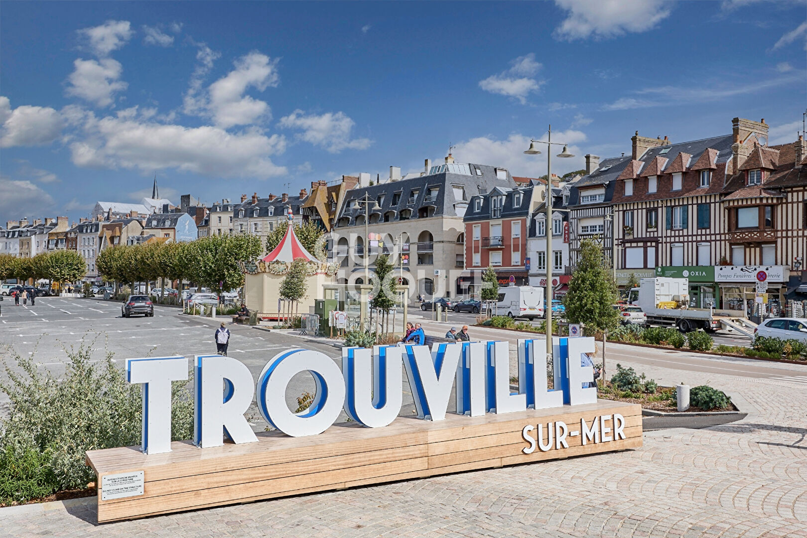 APPARTEMENT - HYPER CENTRE TROUVILLE SUR MER