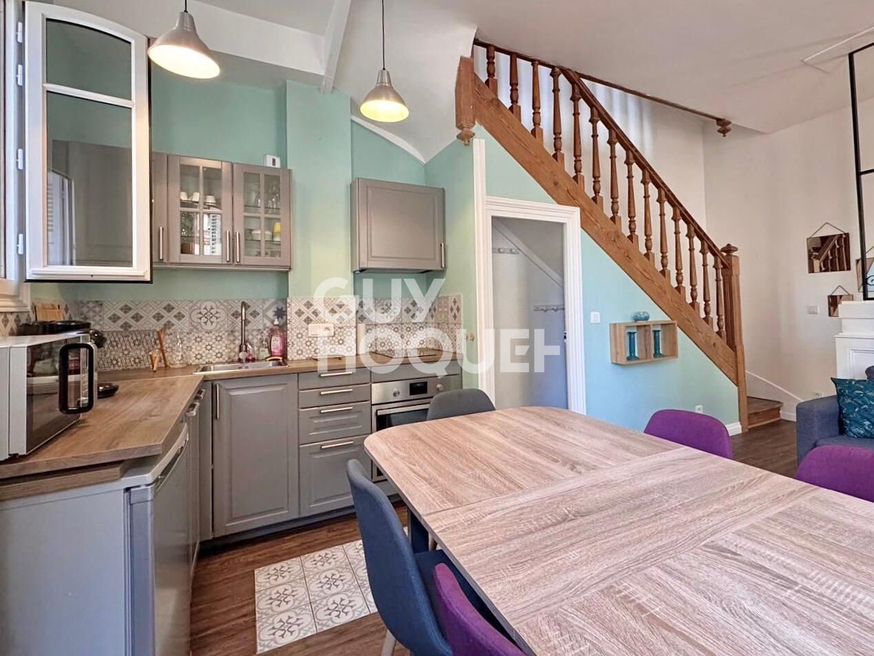 SUPERBE MAISON DE VILLE - QUARTIER BONSECOURS - PLAGE A 50m