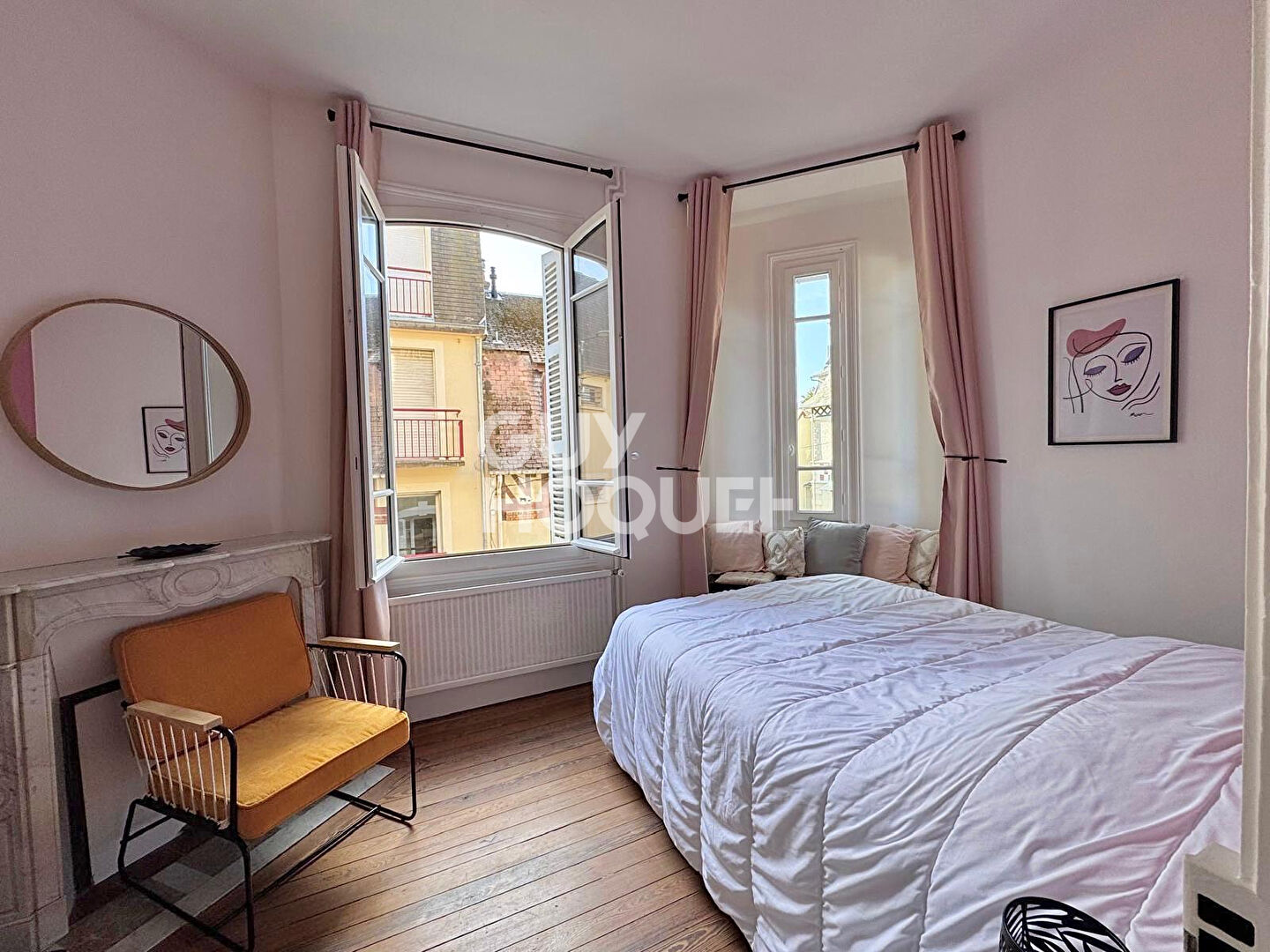 SUPERBE MAISON DE VILLE - QUARTIER BONSECOURS - PLAGE A 50m