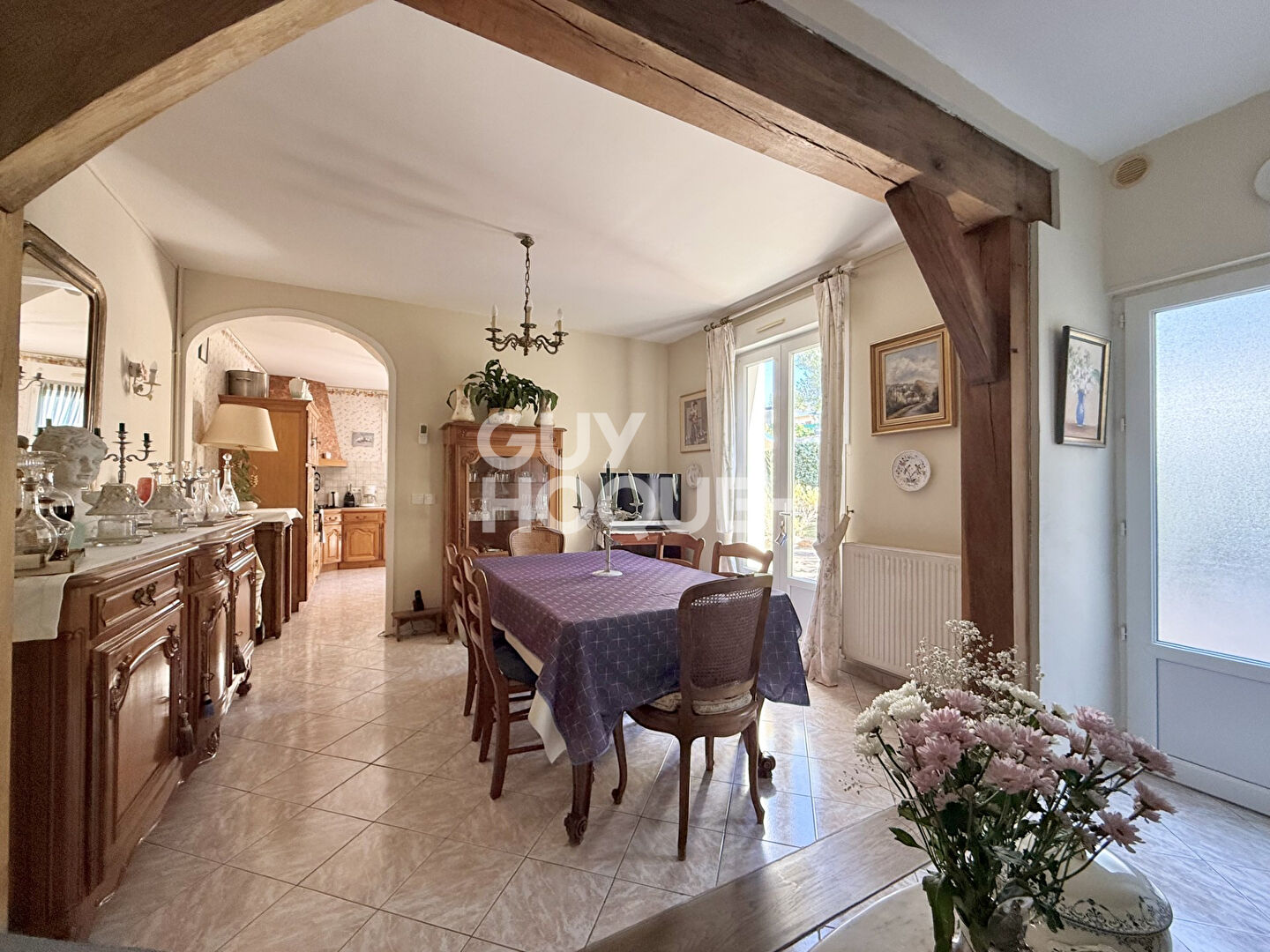MAISON AVEC TRES BEAU JARDIN TERRASSE ET DEPENDANCE- TROUVILLE SUR MER