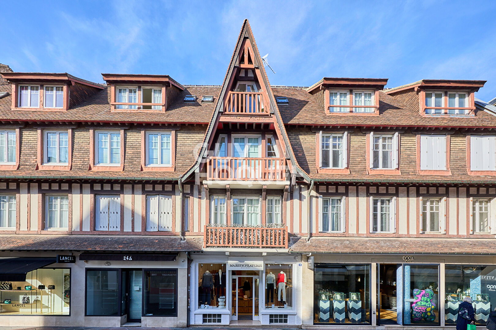 DEAUVILLE - TRIANGLE D'OR - APPARTEMENT DEUX PIÈCES A VENDRE !