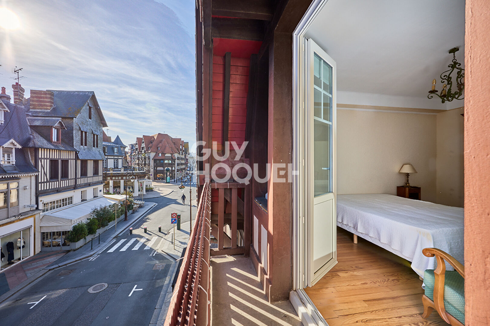 DEAUVILLE - TRIANGLE D'OR - APPARTEMENT DEUX PIÈCES A VENDRE !