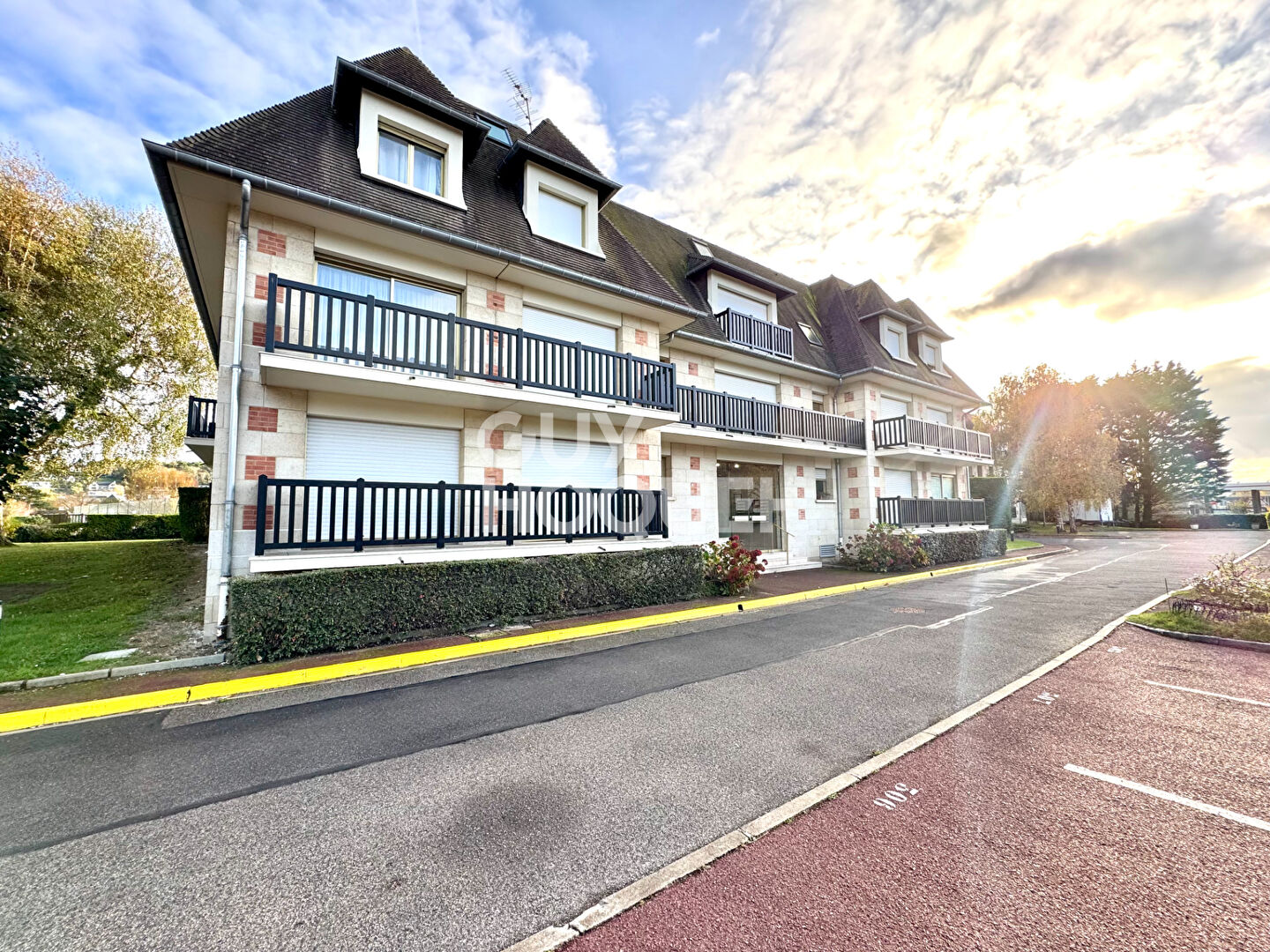 STUDIO BALCON CAVE DEAUVILLE