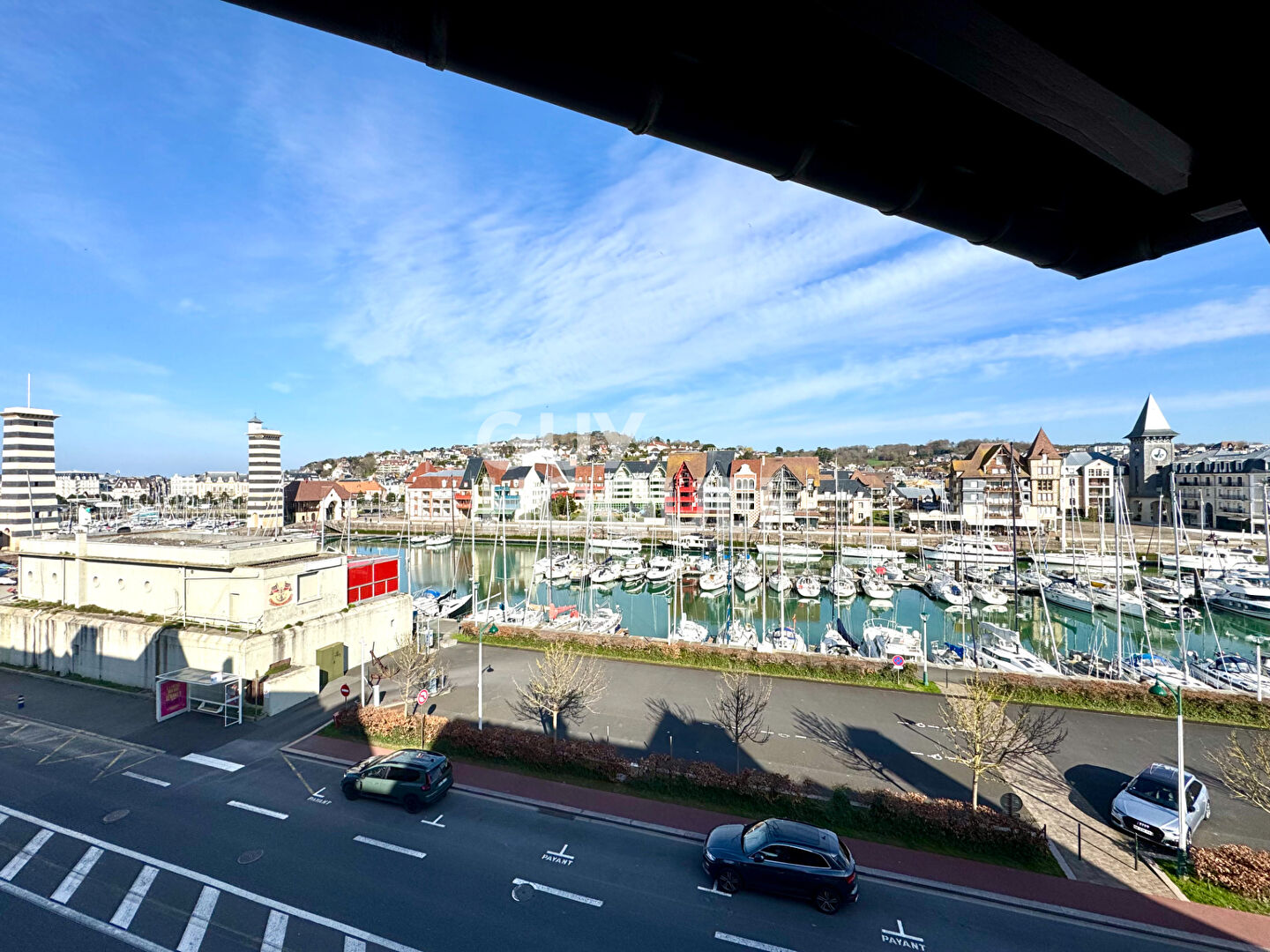 JOLI DUPLEX - DEAUVILLE - VUE PORT